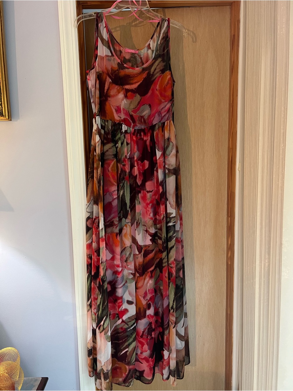 Isaac Mizrahi Floral Print Sleeveless Maxi Dress in Pink, Red, Green